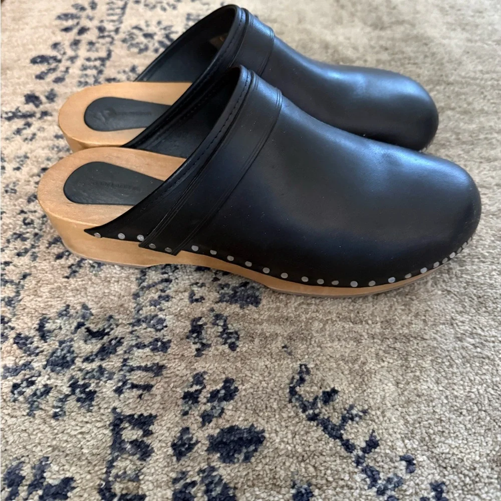 Isabel Marant Black Stud-Trim Clog Mules - Picture 2 of 6